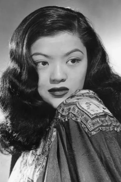 Maylia Fong interpretando a Ming Ling