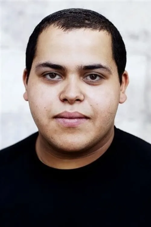 M'Barek Belkouk interpretando a 