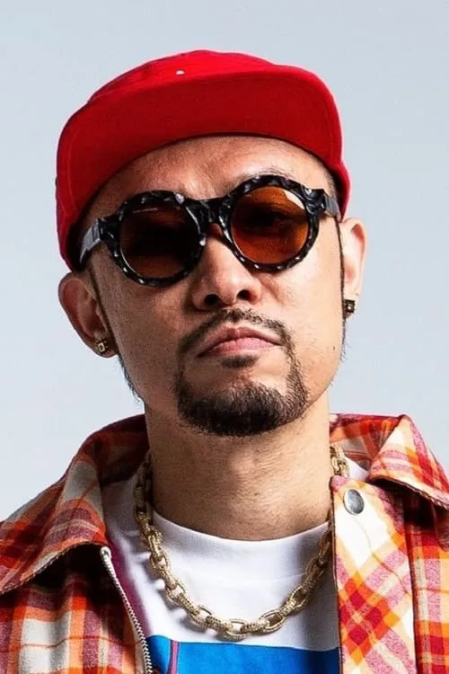 MC Hotdog — personaje: Producer / Main Host