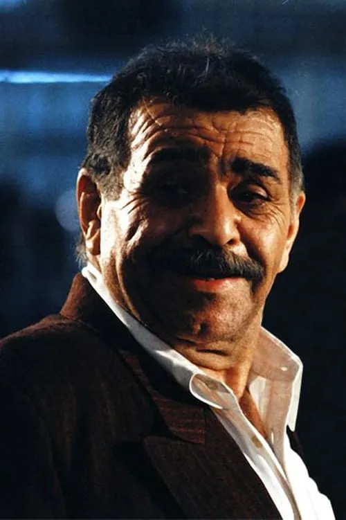 مهدی فتحی — personaje: Amro As