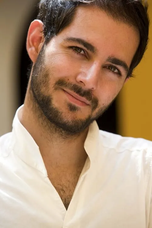 Marcus J. Cotterell ha trabajado con Mehdi Mahdloo en 1 ocasiones