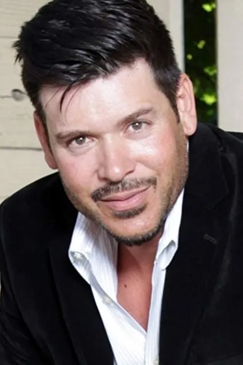 Omar Khan ha trabajado con Mel Powell en 1 ocasiones