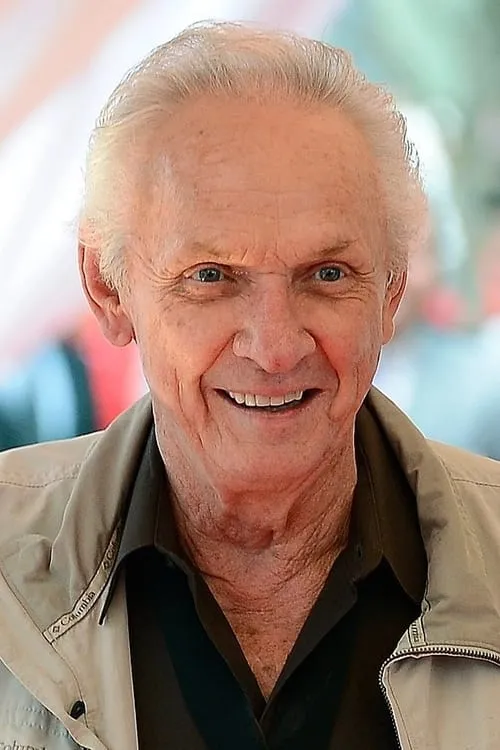 Mel Tillis — personaje: Himself