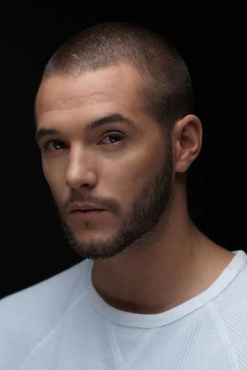 Melan Omerta en su biografía y filmografía