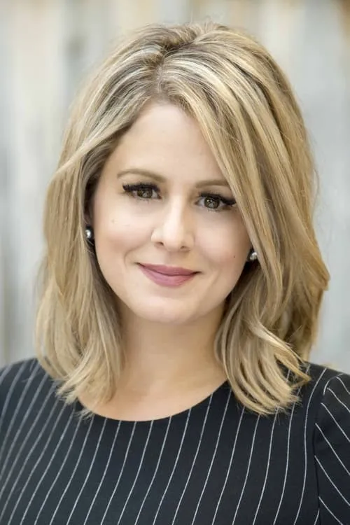 Melissa Pirrera interpretando a Smallest Orphan