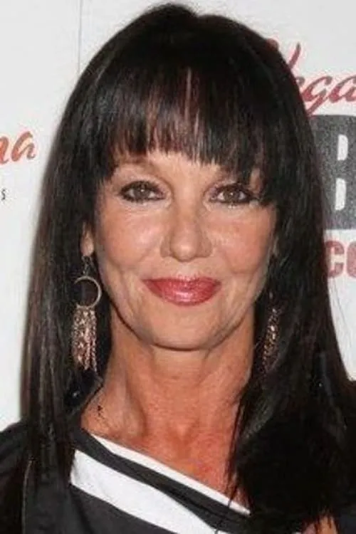 Melissa Prophet interpretando a Marlene