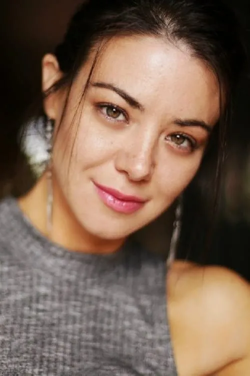 Bram Barouh ha trabajado con Melissa Raquel en 1 ocasiones