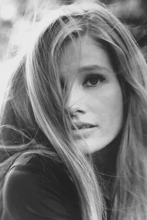 Melodie Johnson interpretando a Lizann Simpson