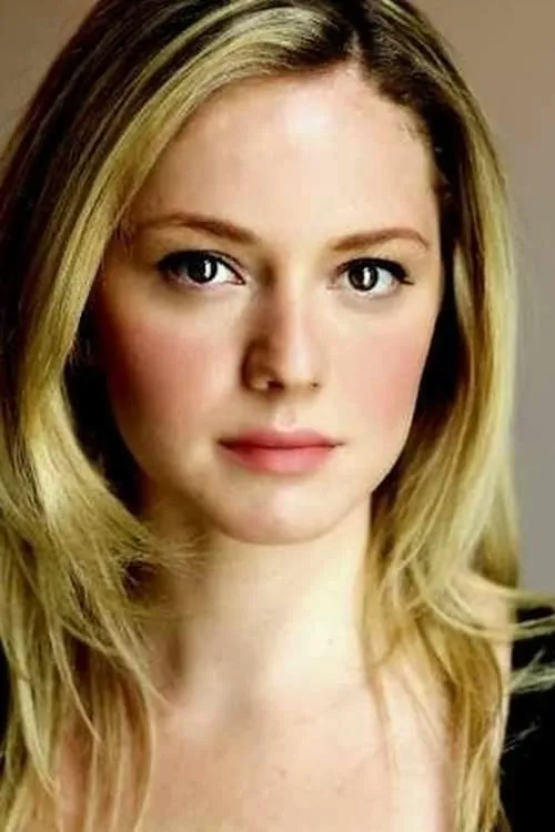 Owen Saxon ha trabajado con Mia Topalian en 1 ocasiones