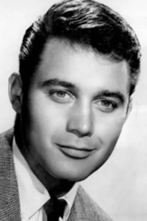 Michael Callen interpretando a Miss HIV