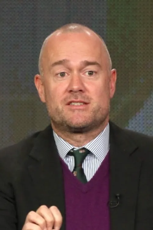 Michael Davies — personaje: Self - Host