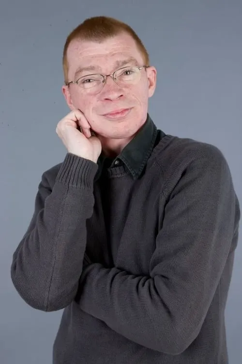 Michael Hofbauer interpretando a Osvald