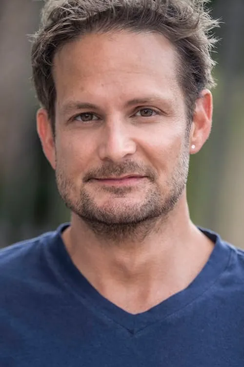 Nora Childers ha trabajado con Michael LaCour en 1 ocasiones