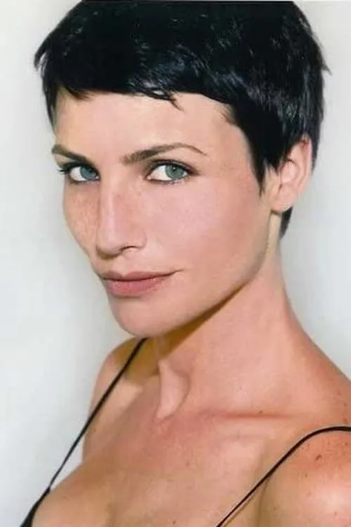 B. Wyatt ha trabajado con Michael McCraine en 1 ocasiones