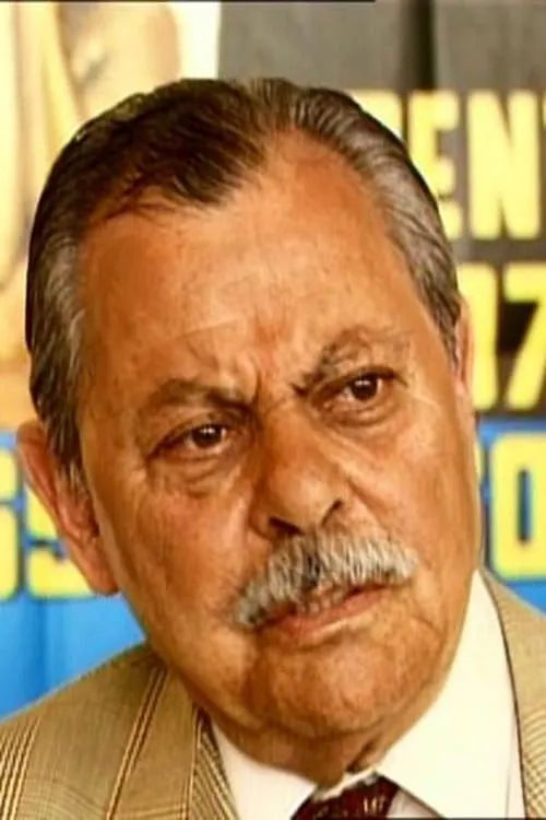 Michael Mellinger interpretando a Victor Kleist