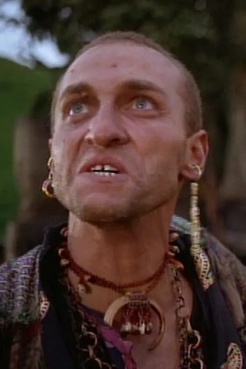 Michael Mizrahi en su biografía y filmografía