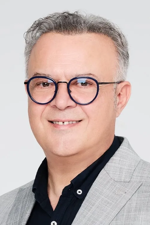 ?a?t? ???sta?t???? ha trabajado con Michalis Reppas en 2 ocasiones