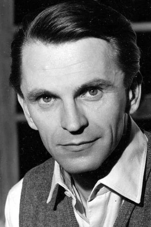 Michel Boisrond interpretando a Wiener