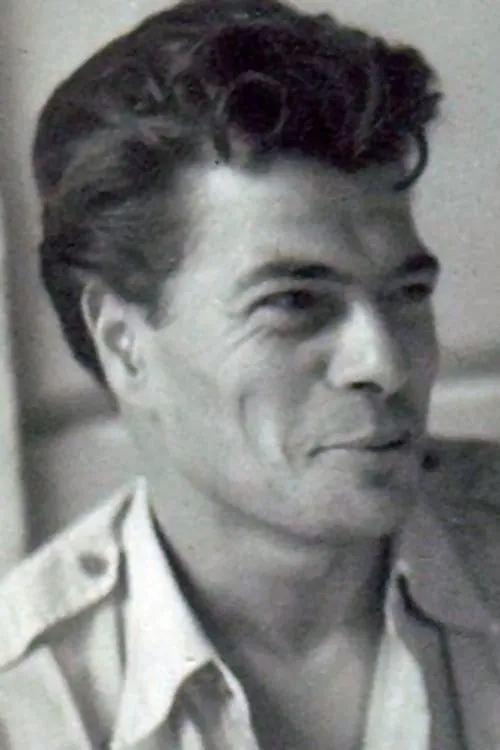 Julien Duvivier ha trabajado con Michel Romanoff en 1 ocasiones