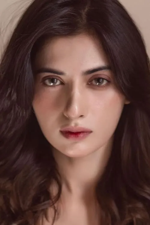 Michelle Mumtaz — personaje: Mahnoor