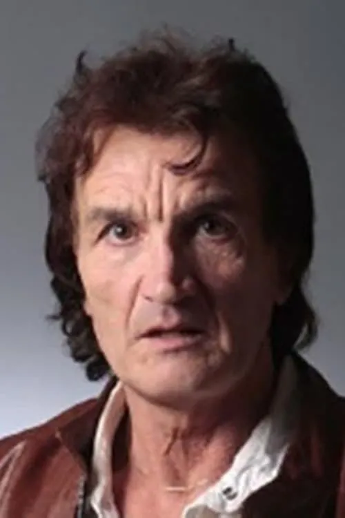 Mark Saporta ha trabajado con Mick Gondouin en 1 ocasiones