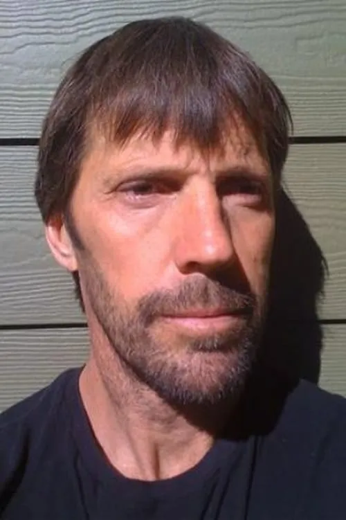 George Sharperson ha trabajado con Mickey Giacomazzi en 1 ocasiones