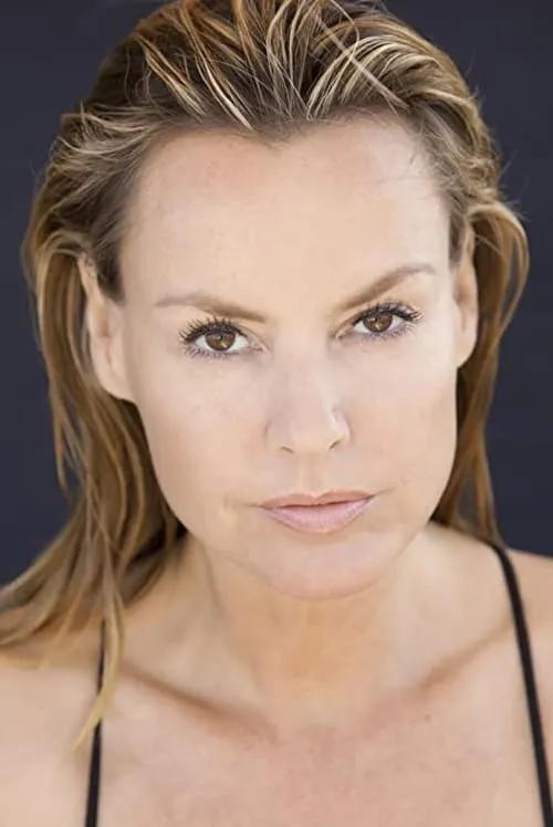 Micky Hoogendijk en su biografía y filmografía