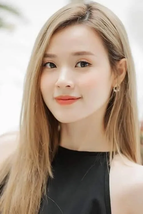 Lê Duong B?o Lâm ha trabajado con Midu en 1 ocasiones