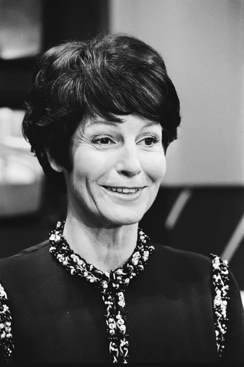 Mies Bouwman interpretando a