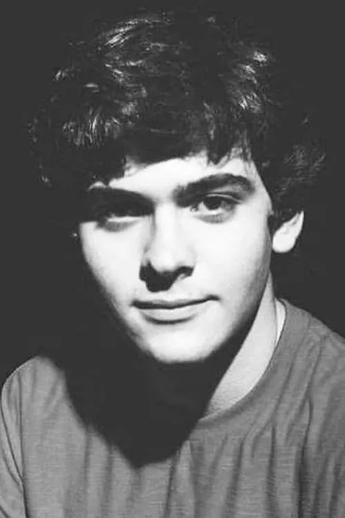 Miguel Arraes interpretando a Antônio