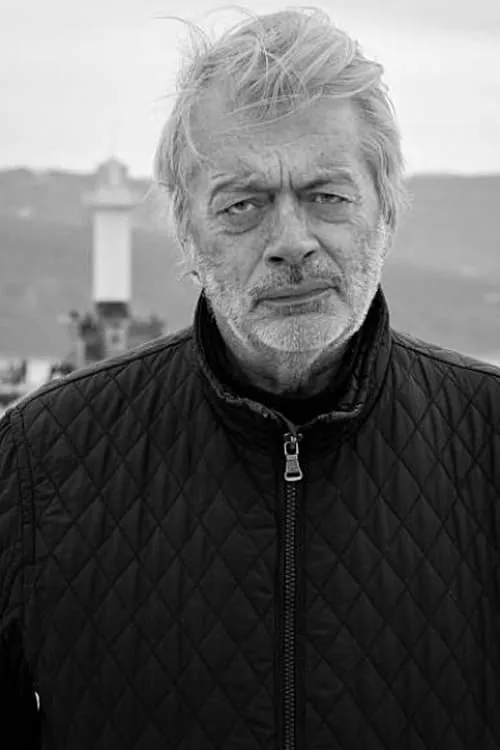 Nikola Dodov ha trabajado con Mihail Mutafov en 1 ocasiones