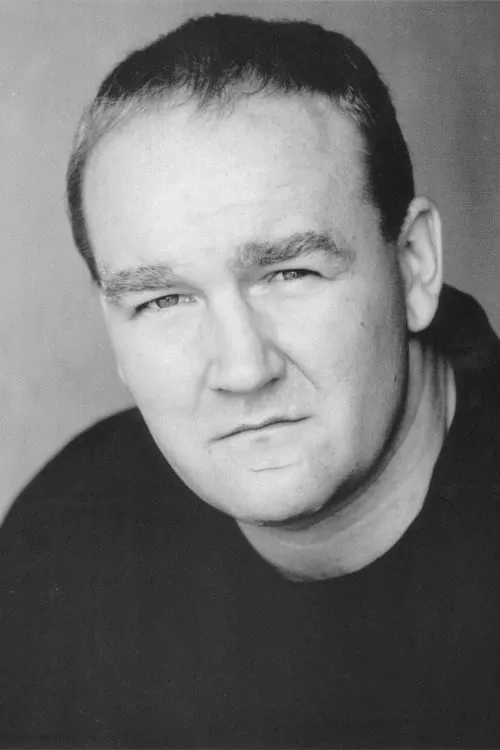 Mike Realba ha trabajado con Mike Butters en 2 ocasiones