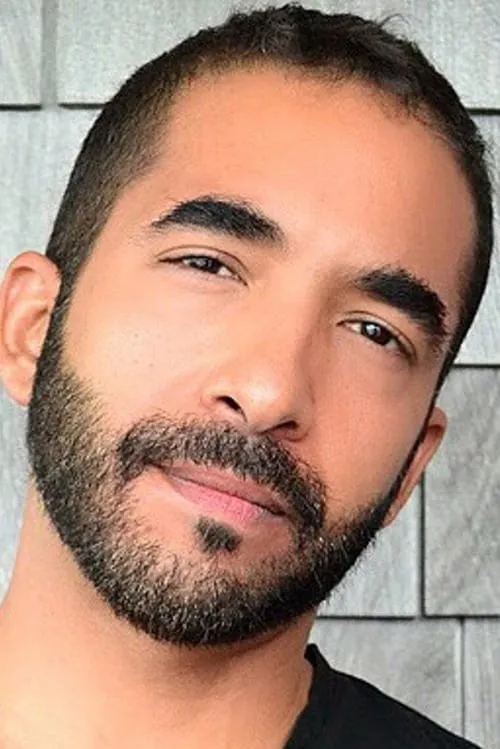 David J. White ha trabajado con Mike Dreyden en 3 ocasiones