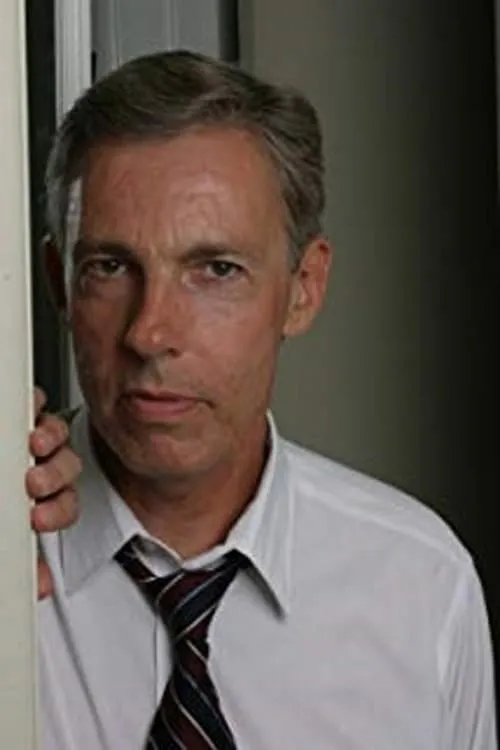 Corey MacIntosh ha trabajado con Mike Firek en 1 ocasiones