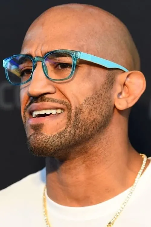 Mike Jackson interpretando a Self