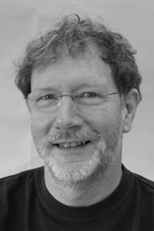 Peter Moffatt ha trabajado con Mike Kelt en 1 ocasiones