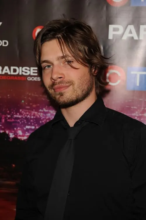 Dalmar Abuzeid ha trabajado con Mike Lobel en 2 ocasiones