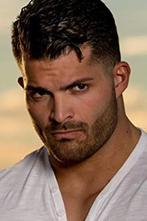 Alex Corrado ha trabajado con Mike Taverna en 1 ocasiones