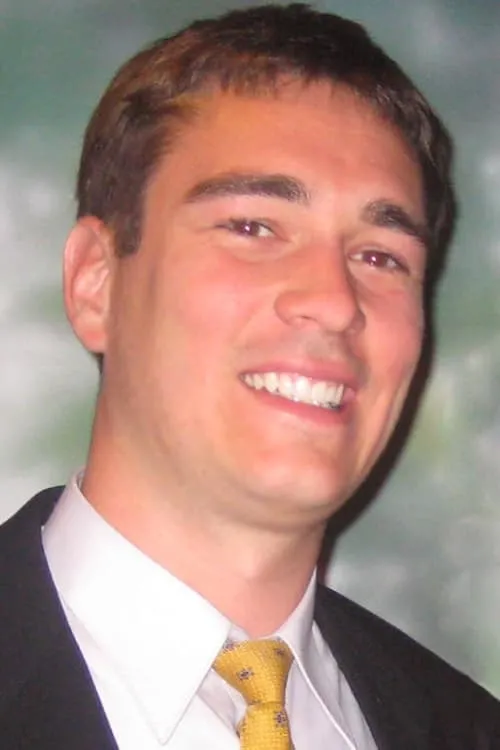 Mike Theiss — personaje: Self - Meteorologist and Professional Storm Chaser