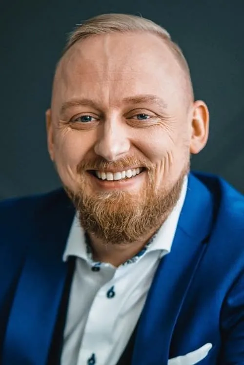 Kristo Klausson ha trabajado con Mikk Nurga en 2 ocasiones