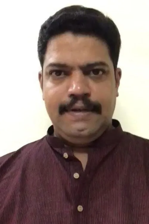 Foto de perfil del actor Milind Adhikari en el reparto