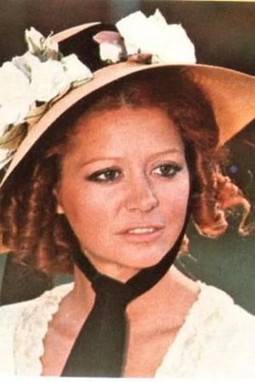 Milla Sannoner — personaje: Lucy Mallory