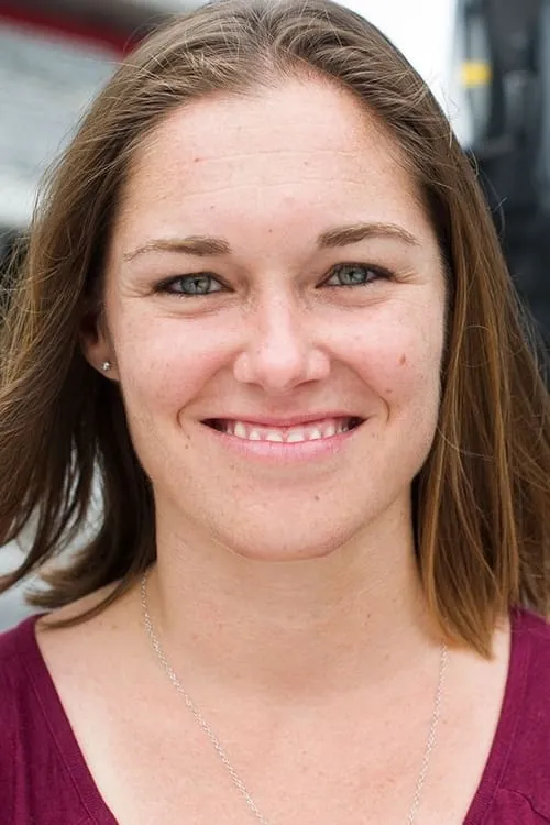 Mimi Knoop interpretando a