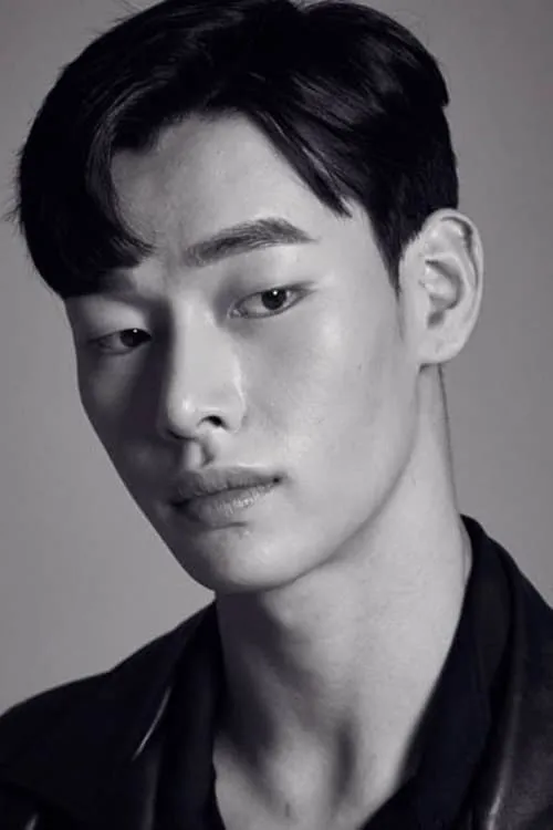 Foto de perfil del actor Min Hyo-gi en el reparto