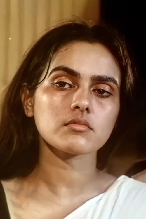 Kaithapram Damodaran ha trabajado con Mini Nair en 1 ocasiones