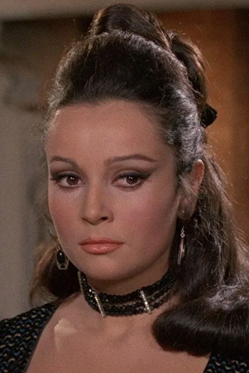 Mirella Maravidi interpretando a Anna