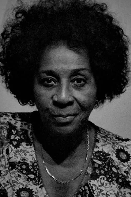 Linnett Hernandez Valdes ha trabajado con Mireya Chapman en 1 ocasiones