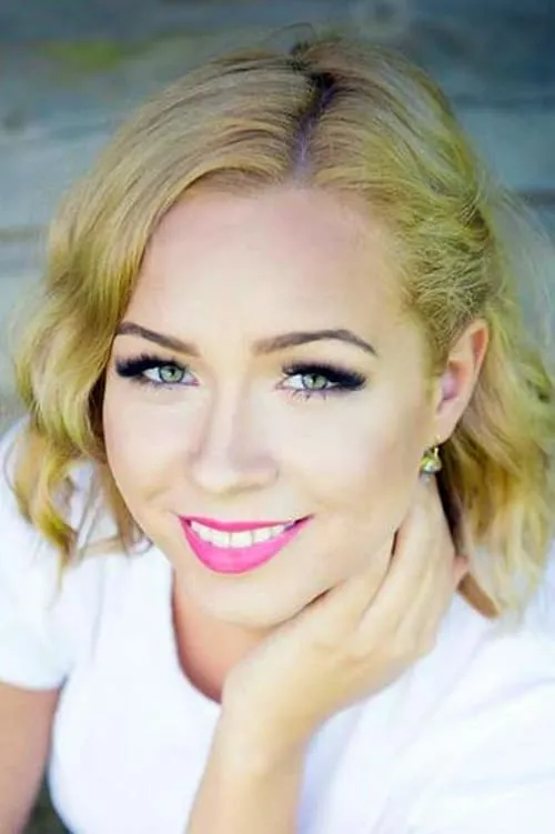 Mirjam Mesak interpretando a Nele