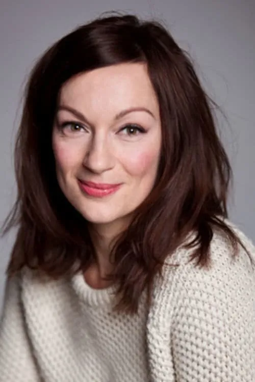 Miryanna van Reeden interpretando a Commissaris Kroon