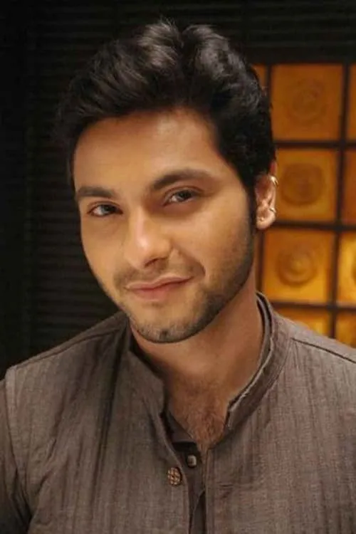 Mishal Raheja — personaje: Viplav Tripathi